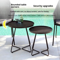 Petite table basse légère en fer Mini table de chevet d'angle de luxe avec design créatif Table d'appoint étroite pour chambre ou bureau