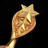Trophée en résine design personnalisé en gros récompense un trophée en cristal de résine en forme d'étoile bon marché pour les cadeaux souvenirs