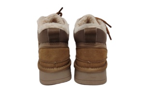 Bottes d'hiver à lacets pour femmes OEM/ODM, doublées de fourrure chaude, en daim, décontractées, confortables, antidérapantes, à semelle épaisse - Product Image 2