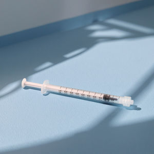 1ml Jarum Suntik Sekali Pakai <span class=keywords><strong>Luer</strong></span> <span class=keywords><strong>Lock</strong></span> Tanpa Jarum - Product Image 1