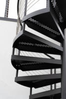 Escalier en colimaçon en fonte d'occasion