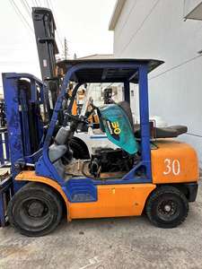 Montacargas Usados de la Marca Komatsu, Montacargas de Segunda Mano de 3 Toneladas FD50 FD60 FD80 FD30 en Shanghái, China, en Venta - Product Image 4