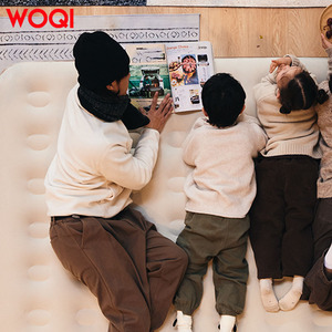 Cama de aire inflable plegable portátil WOQI para acampar con bomba incorporada, diseño moderno, estera compacta para dormir para siestas en interiores/exteriores - Product Image 5