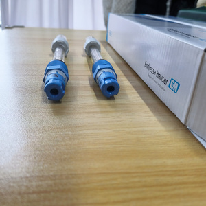 Électrode pH CPS11E Endress+Hauser pour la surveillance continue du pH dans les processus d'eau industrielle et d'eaux usées - Product Image 3