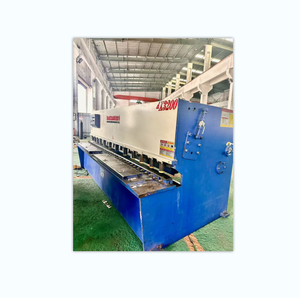 Cisaille hydraulique 4*3200 à bas <span class=keywords><strong>prix</strong></span> pour la découpe de plaques d'acier métalliques, dispositif de calibre arrière pour application industrielle - Product Image 1