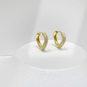 Boucles d'oreilles créoles simples en argent sterling 925 plaqué or 14 carats, style hip-hop classique, géométriques, pour tous les jours, pas chères - Product Image 4