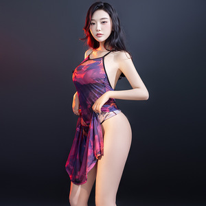 Đồ ngủ cổ điển gợi cảm, dây đeo cổ quyến rũ, kiểu cách áo dài, in hoa, kỹ thuật nhuộm chàm, quyến rũ, gợi tình, thú vị - Product Image 3