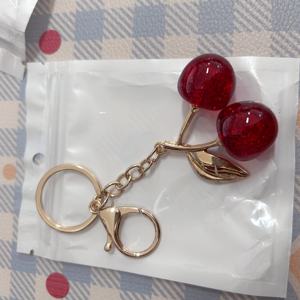 เครื่องประดับกระเป๋าถือคริสตัลสุดหรู จี้รูปเชอร์รี่สำหรับตกแต่ง<span class=keywords><strong>กระเป๋า</strong></span>ถือผู้หญิง - Product Image 3