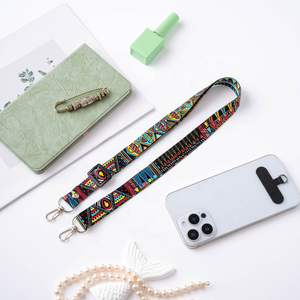 プレミアム エスニック風 カスタム 携帯ストラップ レトロ トーテム柄 ロゴ入り ポリエステル製 全機種対応 斜め掛け ランヤード - Product Image 3