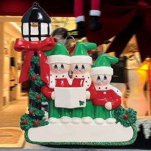 Juego de Adornos Navideños de Resina Personalizables con Diseño de Duendes Cantores, Decoración Colgante para Árbol de Navidad de 2 a 6 Miembros - Product Image 4