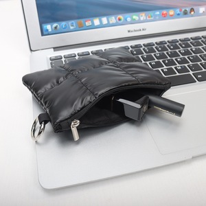 New Arrival Wholesale Puffer <strong>Lap</strong> <strong>Top</strong> Sleeve Tote Bag Unisex Quilted Cross Body Bag Waterproof Puffer Hand Bags with Strap - Product Image 4