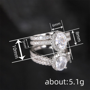 Anello di fidanzamento da donna T0600 in oro giallo con diamante taglio ovale, stile classico con diamanti naturali e pietre laterali - Product Image 5