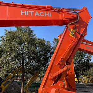 Excavatrice hydraulique sur chenilles Hitachi ZX200 d'occasion certifiée CE/EPA, poids en ordre de marche de 20 tonnes, neuve et d'occasion à vendre - Product Image 3