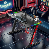 Grand bureau de jeu ergonomique RVB moderne Table d'ordinateur noire pour ordinateur avec crochet pour casque d'écoute Bureaux de jeu E-sports en métal durable