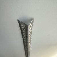 Fabrication d'usine coin d'angle en acier inoxydable perle d'angle en aluminium de haute qualité perle d'angle d'angle en métal déployé en aluminium