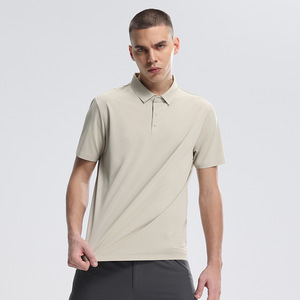 Polo léger évacuant l'humidité Haut de sport de plein air à manches courtes pour hommes pour la randonnée et l'utilisation décontractée - Product Image 2