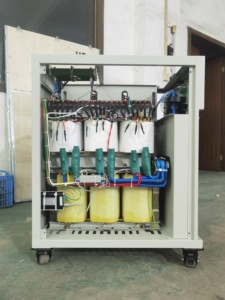 เครื่องควบคุมแรงดันไฟฟ้ากระแสสลับแบบไทริสเตอร์อัตโนมัติ สามเฟส SCR ขนาด 30KVA 50KVA 60KVA 80KVA 100KVA - Product Image 2
