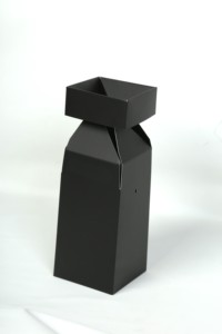 Boîte de produit expédiée à plat imprimée sur mesure avec une forme et un design uniques, brillant en relief et finition en feuille disponible - Product Image 3