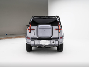 Más Allá del Todoterreno: un <span class=keywords><strong>Centro</strong></span> de Comando Eléctrico Móvil para Exploración - Product Image 6