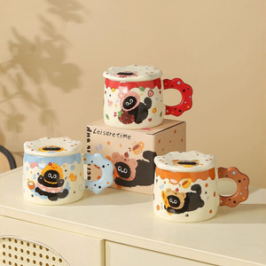 Tazas de Cerámica con Tapa de Gato Negro Pequeño y Lindo, Diseño de Dibujos Animados, Set de Regalo para Parejas, Regreso a Clases - Product Image 1
