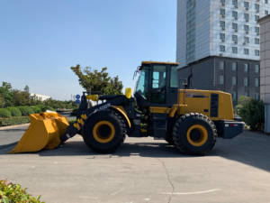 Chargeuse sur pneus ZL50GN, capacité de charge de 5 tonnes, chargeuse frontale robuste, godet de 3,0 m3, moteur Weichai WD10, machine de construction prête à l'emploi - Product Image 1