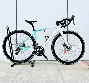 Vélo de Route STEALTH Pro en Fibre de Carbone T8 à Vendre Chaudement, Léger, <span class=keywords><strong>Frein</strong></span> à Disque Hydraulique 700C, <span class=keywords><strong>Course</strong></span> 22 Vitesses - Product Image 6