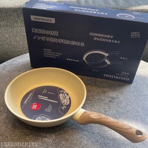 Poêle à frire antiadhésive en pierre de 20 cm, poêle en granit avec manche en bois, compatible induction, pour œufs et omelettes - Product Image 2