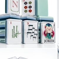 Ubin Mahjong Akrilik Gaya Cina Warna Hijau Mint Putih Biru Tua Berukir, Set Permainan Portabel Ramah Lingkungan untuk Hiburan 4 Orang