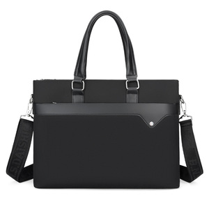 Sac à main vintage en nylon avec fermeture éclair, sac à bandoulière décontracté en cuir de vachette pour hommes. Sac pour ordinateur portable d'été. - Product Image 5