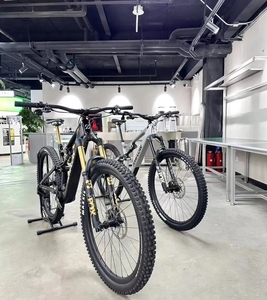 Vélo électrique de montagne Amflow PL Carbon avec <span class=keywords><strong>DJl</strong></span> Aviox 508W, charge rapide, 800Wh pour vélo électrique - Product Image 6