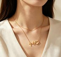 Collier Cœur en Acier Inoxydable avec Pendentif Croix, Plaqué Or 18K PVD, Bijou Collier Battement de Cœur