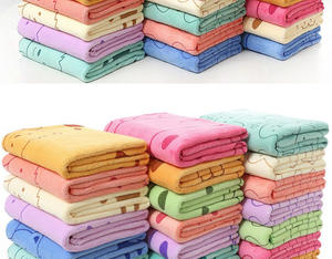 Meilleure vente <span class=keywords><strong>Serviette</strong></span> de bain <span class=keywords><strong>pour</strong></span> chiens Matériau fibre super absorbant et à séchage rapide <span class=keywords><strong>pour</strong></span> le toilettage de la salle de bain <span class=keywords><strong>pour</strong></span> chats - Product Image 4