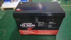 Yüksek Kapasiteli 12V 24V 200Ah 300Ah 400Ah LiFePO4 Pil, Güneş Enerjisi Bankası RV için Bluetooth İzleme - Product Image 6
