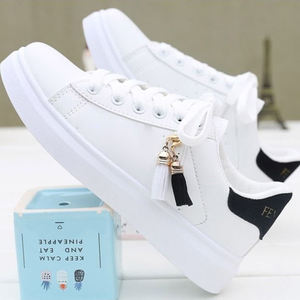 <span class=keywords><strong>Zapatillas</strong></span> de deporte informales <span class=keywords><strong>blancas</strong></span> con cordones transpirables para caminar al aire libre, decoración con colgante con flecos para <span class=keywords><strong>mujer</strong></span>, zapatos de cuero sintético - Product Image 3