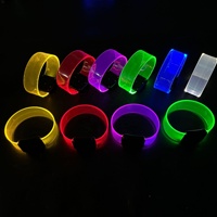 Bracelet LED magnétique en plastique personnalisé, durable, BEST-SELLER, tendance, pour mariage, anniversaire, rentrée scolaire, concerts, fêtes
