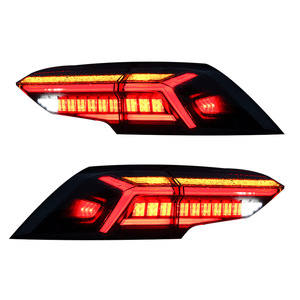 Conjunto de Luces Traseras Modificadas para Toyota RAV4, Estilo Streamer, Versión Estadounidense Disponible - Product Image 6