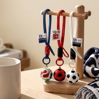Porte-clés de football de dessin animé, pendentif de sac, mini cadeau souvenir sur le thème du football mondial