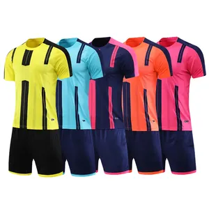 Set kaus tim sepak bola poliester kombinasi warna cetak nama dan nomor kustom untuk anak muda laki-laki