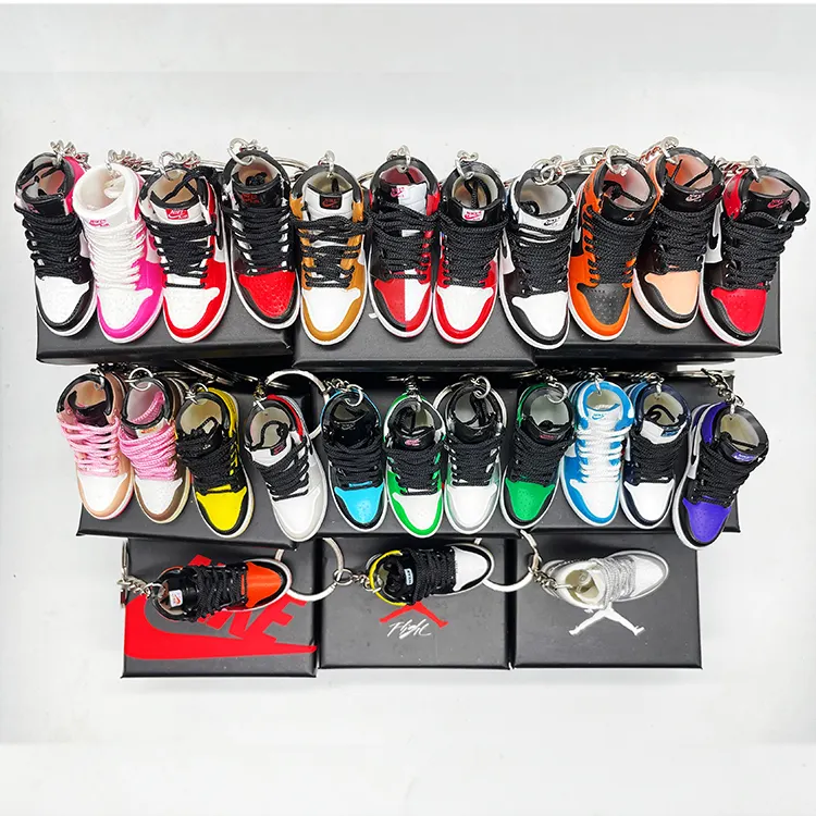 Mini Sneaker scarpa 3D pantofola portachiavi coppia scatola ciondolo collezione valore portachiavi
