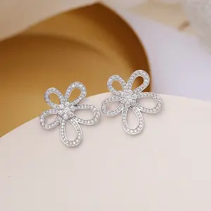 Manufacturer Sweet Stud Earrings Post Simple Zirconia Jewelry Plated Fashion Flower Earring Gold 925 Silver 14K High Quality