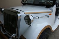 Autobús Turístico Eléctrico Retro Vintage de Alta Calidad, Blanco, de 11 Plazas, con Estructura de Acero para Zonas Turísticas
