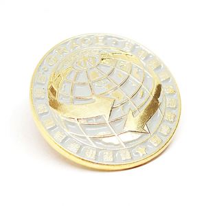 Pin de solapa de metal 3D dorado personalizado con esmalte suave, diseño de animales, eslogan, delfín, para eventos deportivos de natación, insignia, emblema, broche - Product Image 5