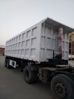 Sortie d'usine : Semi-remorque benne arrière robuste à 3 essieux, 45 mètres cubes, 60 tonnes, 80 tonnes, à vendre