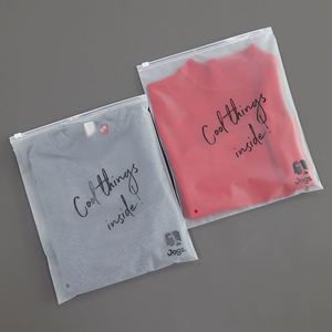Bolsas de Plástico Transparente de PVC, Bolsas con Cierre de Poliéster Esmerilado con Logotipo Personalizado para Empacar Ropa y Zapatos - Product Image 3