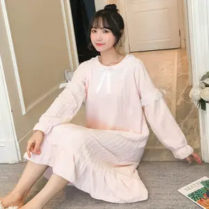 Frauen Kleidung Erdbeer Nachtwäsche Herbst Winter Flanell einfache Mode Spitze Prinzessin Kleid koreanischen Pyjama