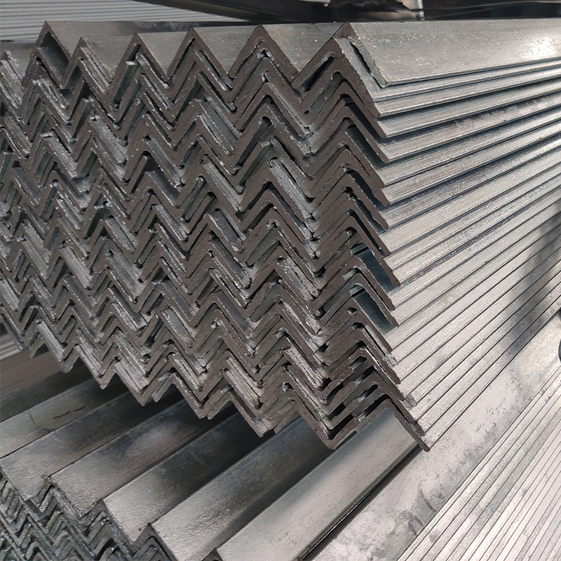 L 130 x 130 x 13 Hot Rolled Steel Equal Leg Angle L 130 x 130 x 13 Hot Rolled Steel Equal Leg Angle