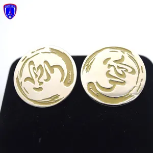 Cheap Gold color Investment club pin badge for clothing