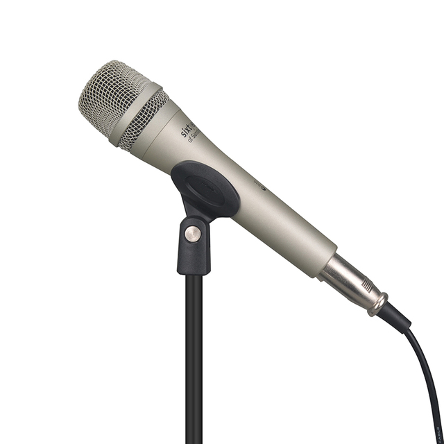 Professional Wired Dynamic Handheld Microphone XLR Noise Reduction Mic for KTV Singing Stage Performance Audio Equipment