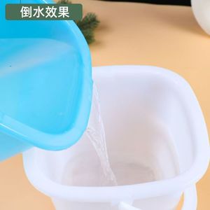 Cubo de agua cuadrado de plástico para niños, para jugar en la arena de la playa, material PP grueso, cubo pequeño colorido con asa para lavar. - Product Image 1
