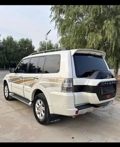7-Seater 5ประตูสำหรับมิต<span class=keywords><strong>ซู</strong></span><span class=keywords><strong>บิ</strong></span><span class=keywords><strong>ชิ</strong></span><span class=keywords><strong>ปา</strong></span><span class=keywords><strong>เจ</strong></span><span class=keywords><strong>โร่</strong></span>รถ V93ทนทานทรงพลังการกำหนดค่าสูงการกำหนดค่าสูงหนังน้ำมันเบนซินยานพาหนะโลหะด้านซ้าย - Product Image 4